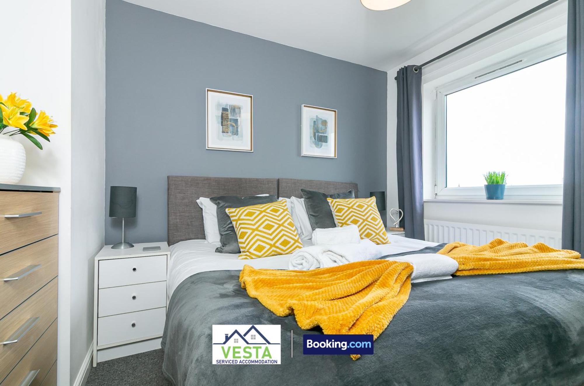 Two Bedrooms Apartment By Vesta Serviced Accommodation & Short Lets Hatfield With Free Wifi Екстериор снимка